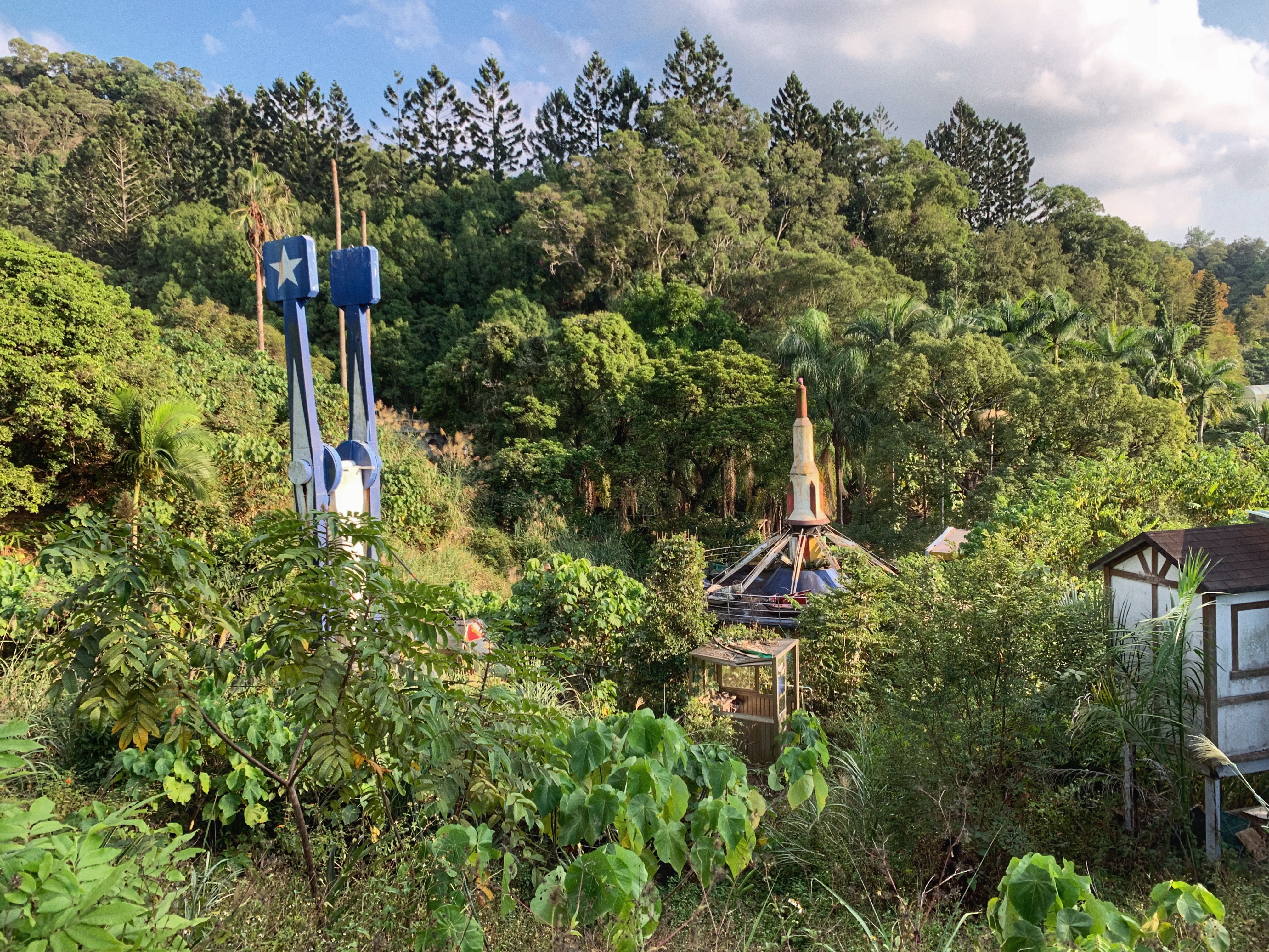 Abandoned theme park rides in Encore Garden